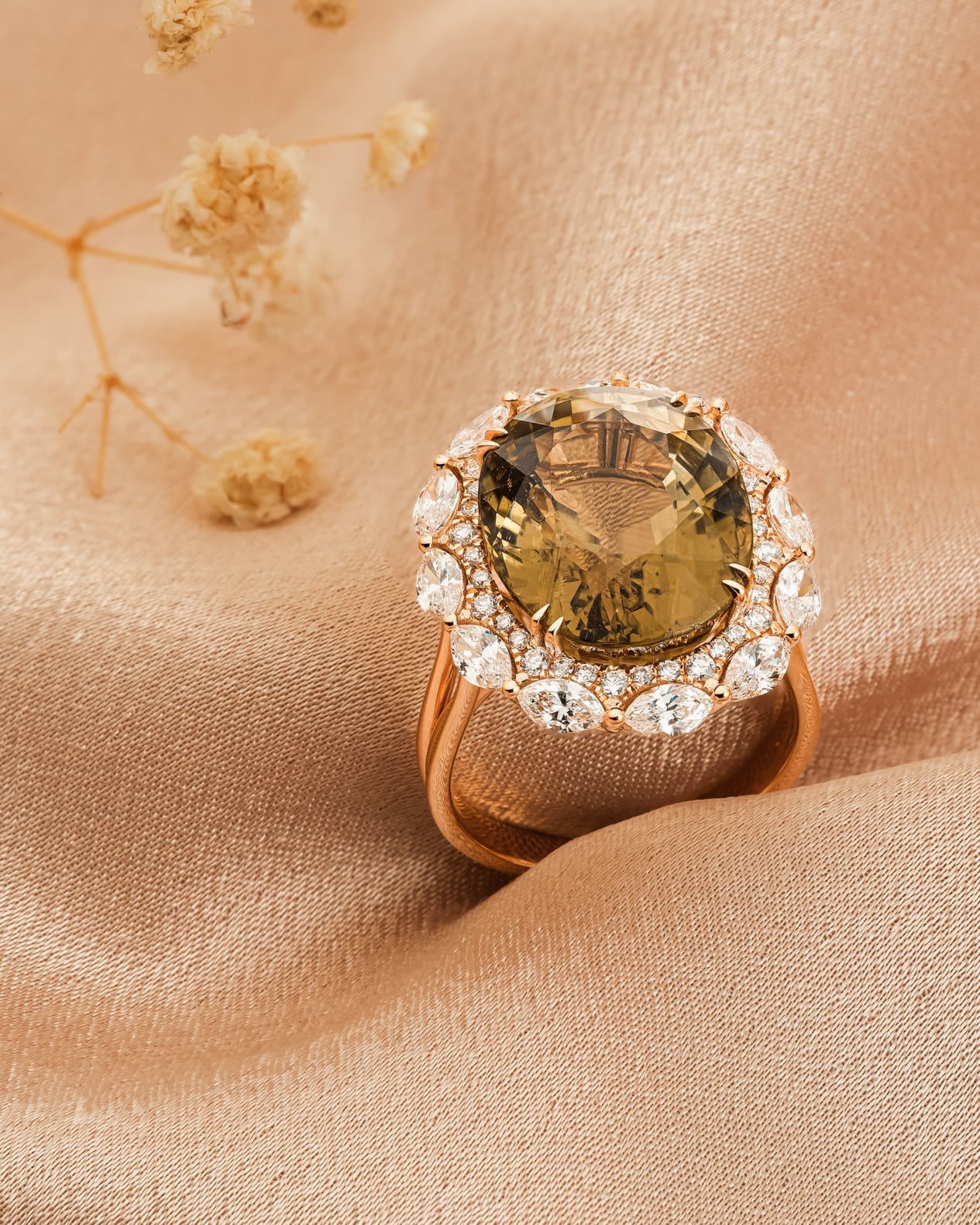 Aşkın Simgesi: Eternity Elegance