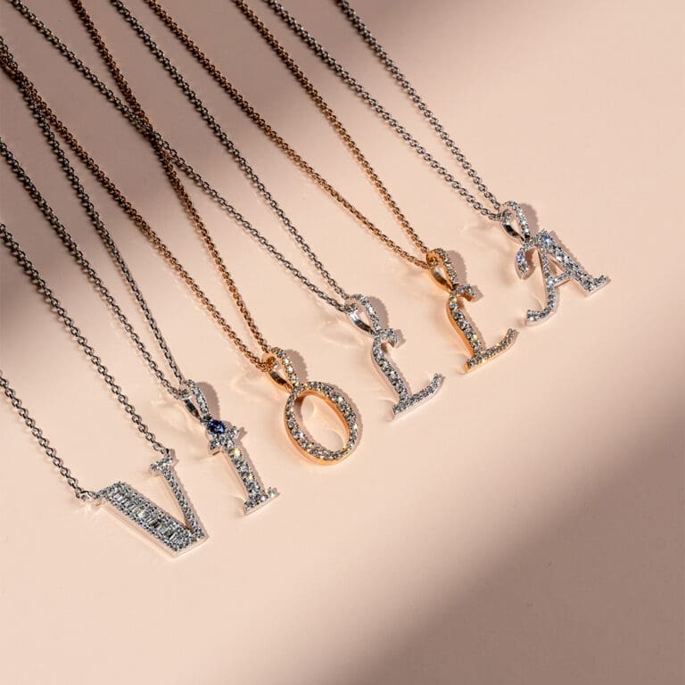 Pırlanta Harf Kolyeler